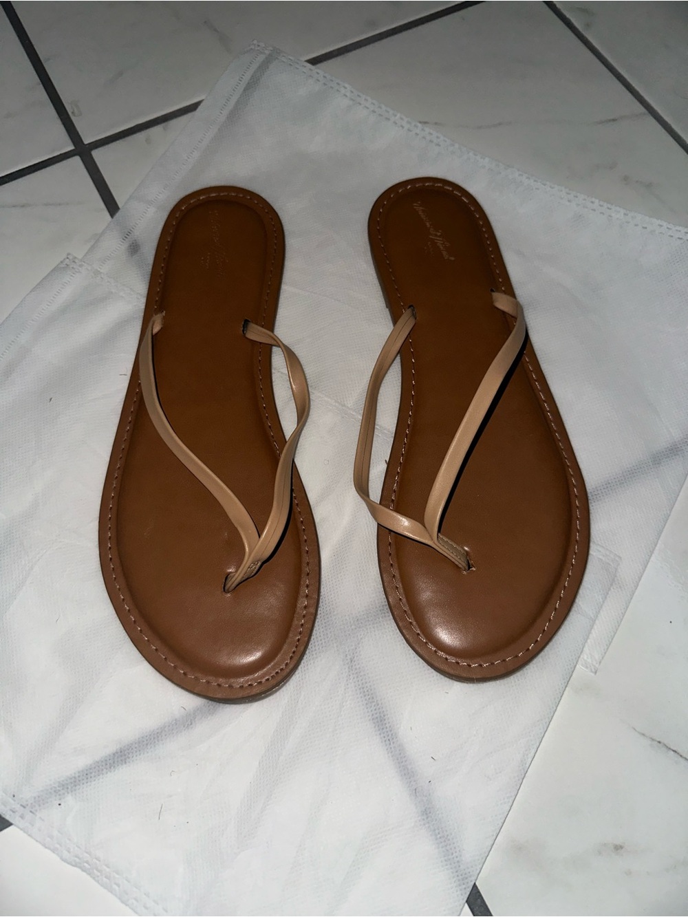 Universal Thread Brown and Tan Minimalist Flip Flop Sandals